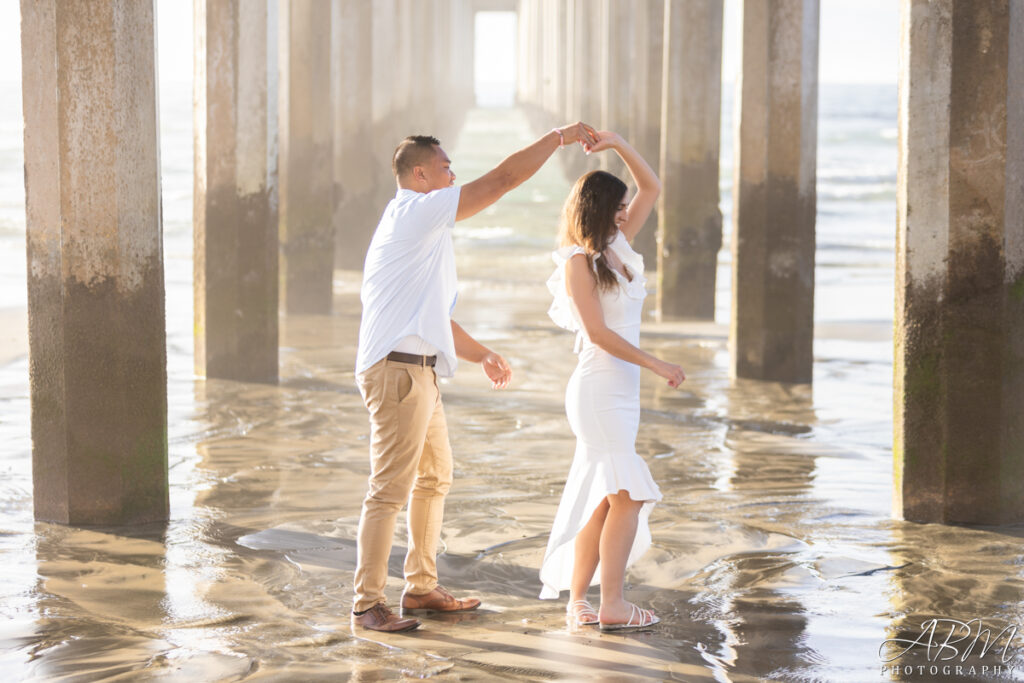 Scripps Pier | La Jolla | Breanna + Joshua's Engagement Photography Engagements Scripps-pier-la-jolla-engagement-photography-005-1024x683 Scripps Pier | La Jolla | Breanna + Joshua's Engagement Photography
