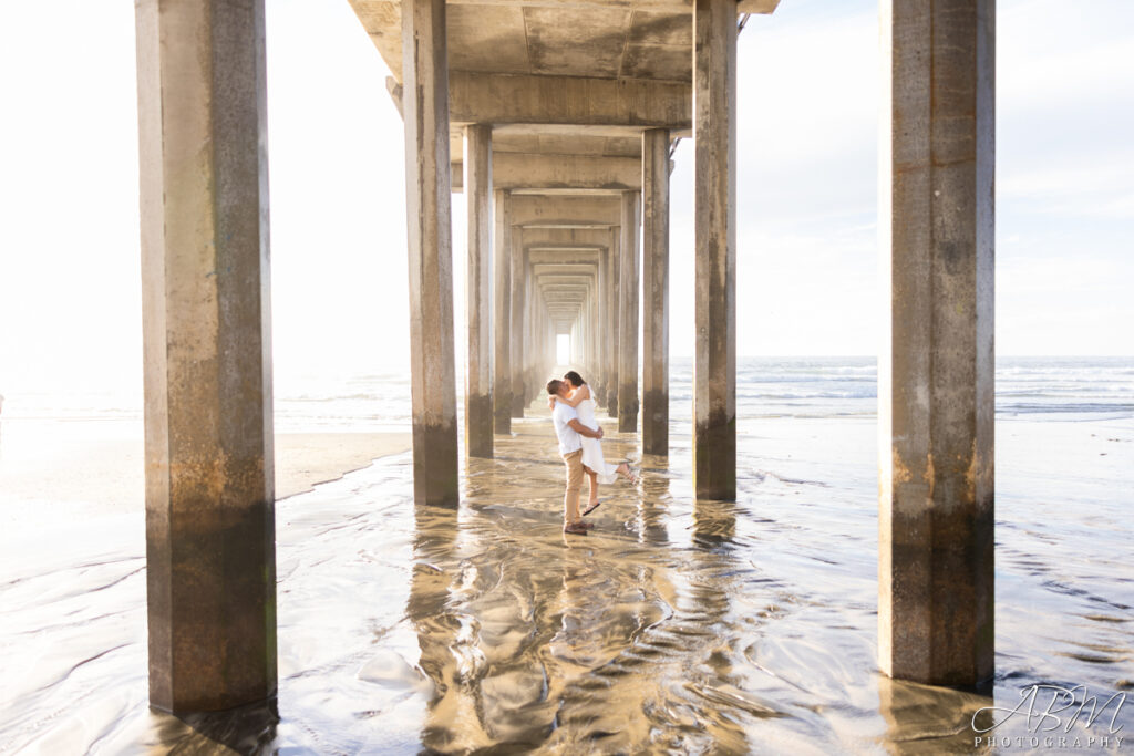 Scripps Pier | La Jolla | Breanna + Joshua's Engagement Photography Engagements Scripps-pier-la-jolla-engagement-photography-007-1024x683 Scripps Pier | La Jolla | Breanna + Joshua's Engagement Photography