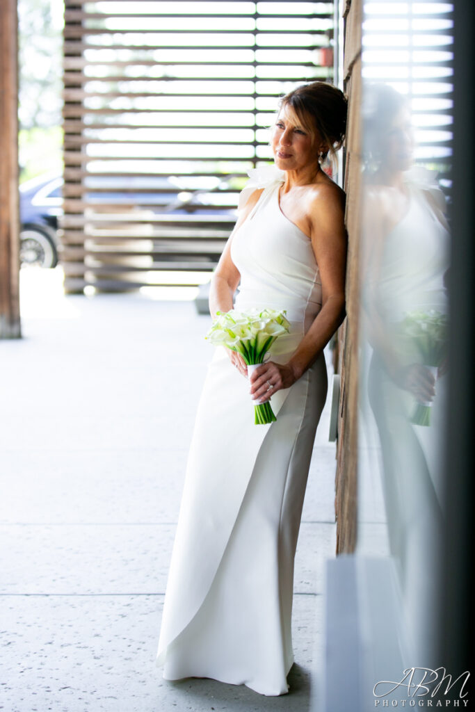 The-martin-johnson-house-la-jolla-wedding-photography-004-683x1024 Martin Johnson House | La Jolla | Pam + Jonathan's Wedding Photography