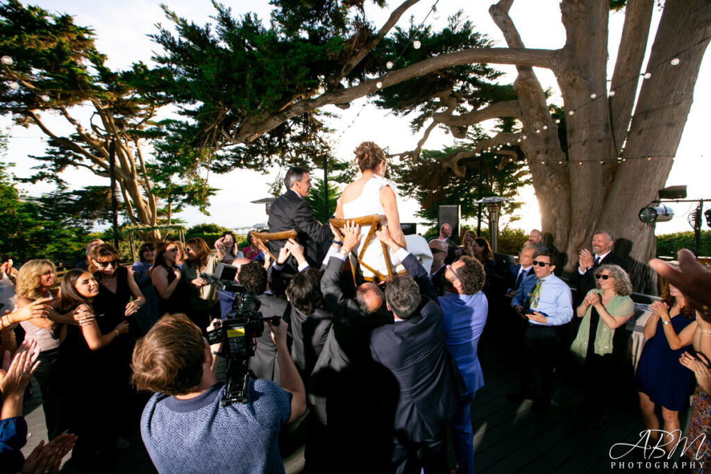 The-martin-johnson-house-la-jolla-wedding-photography-042-1024x683 Martin Johnson House | La Jolla | Pam + Jonathan's Wedding Photography
