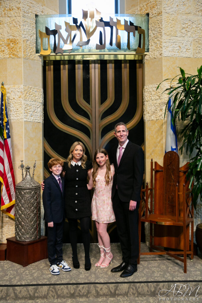 San Diego | Deck 655 | Congregation Beth Israel | Hazel's Bat Mitzvah Bat Mitzvah 014-deck-655-congregation-beth-israel-683x1024 San Diego | Deck 655 | Congregation Beth Israel | Hazel's Bat Mitzvah
