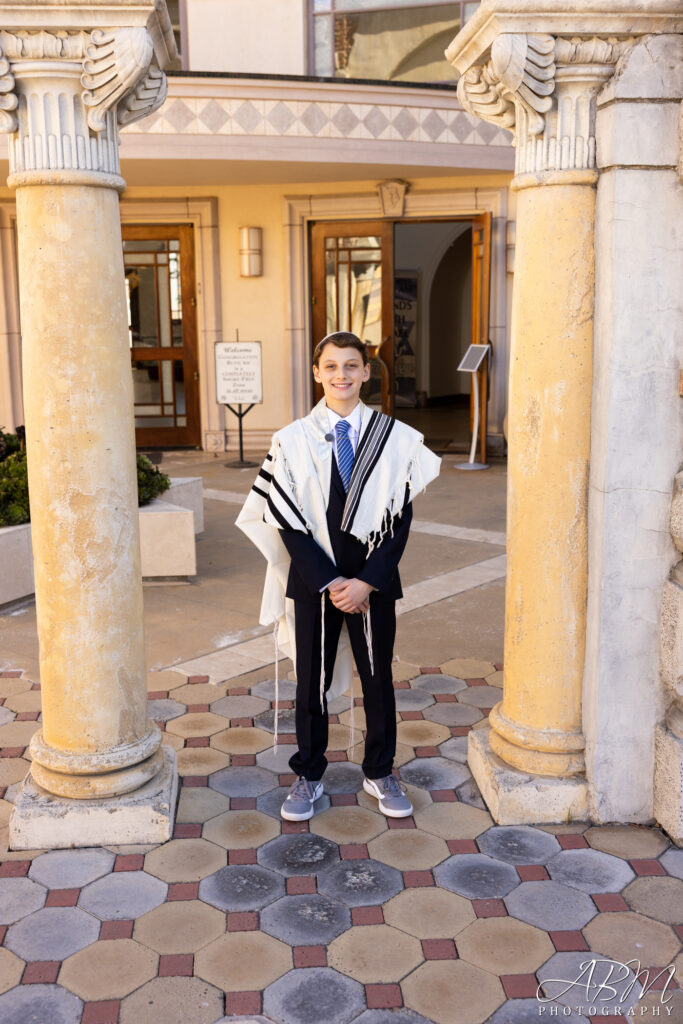 017-congregation-beth-am-san-diego-683x1024 San Diego | Congregation Beth Am | Sami's Bar Mitzvah
