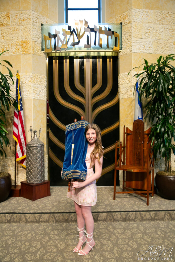 San Diego | Deck 655 | Congregation Beth Israel | Hazel's Bat Mitzvah Bat Mitzvah 023-deck-655-congregation-beth-israel-683x1024 San Diego | Deck 655 | Congregation Beth Israel | Hazel's Bat Mitzvah